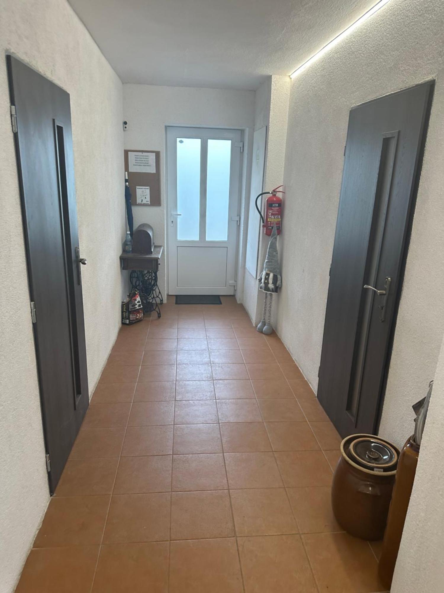 Apartment W 3